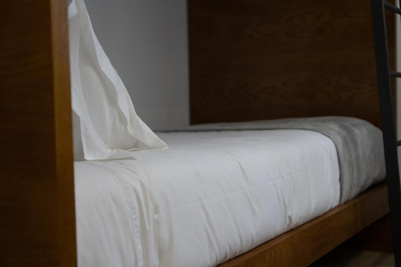Alma Invicta Almada Apartament Porto